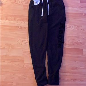 Black roots Canada joggers